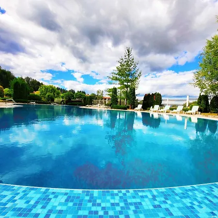 Aspen Nest With Pool And Near Bansko And Апартамент *