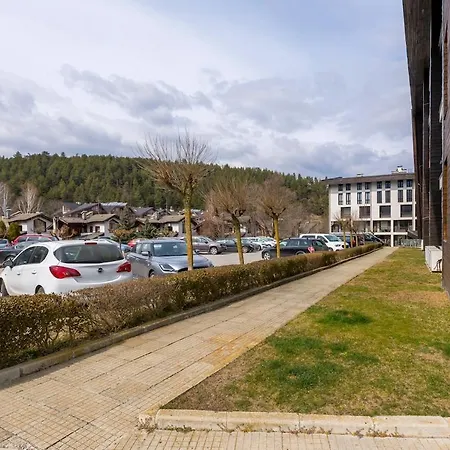 Aspen Nest With Pool And Near Bansko And Апартамент *