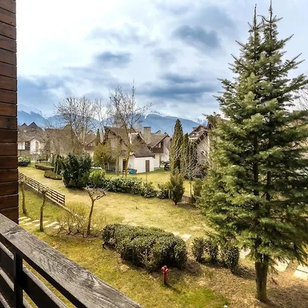 Апартамент Aspen Nest With Pool And Near Bansko And Разлог